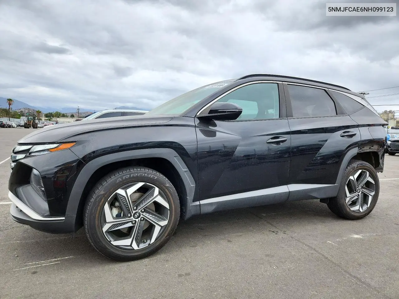 HYUNDAI TUCSON 2022, VIN 5NMJFCAE6NH099123