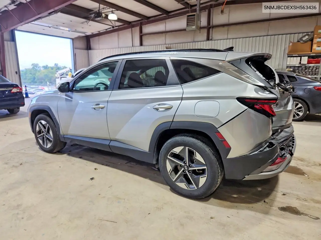 2025 HYUNDAI TUCSON VIN 5NMJBCDEXSH563436 — фото 2