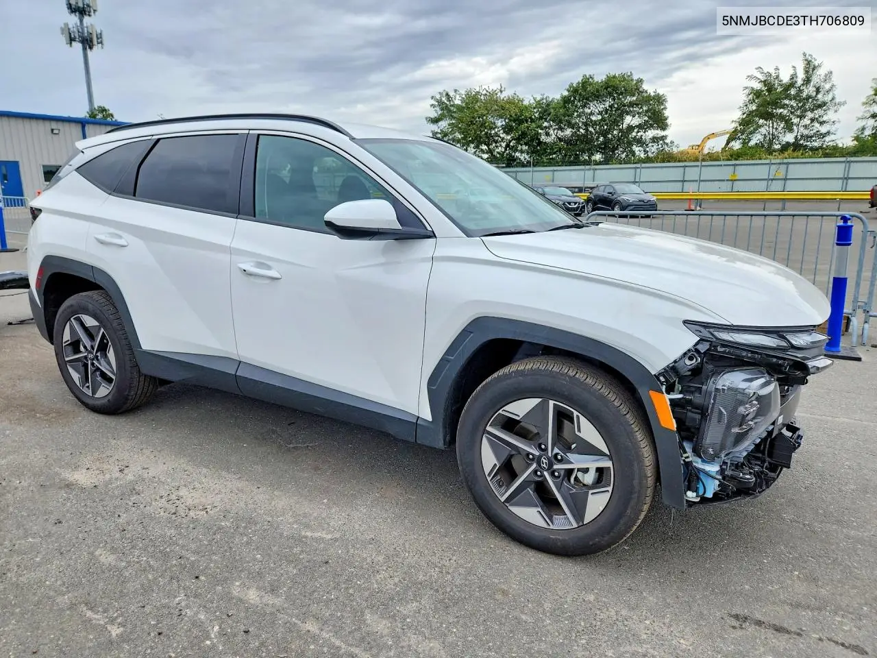 2026 HYUNDAI TUCSON VIN 5NMJBCDE3TH706809 — фото 4