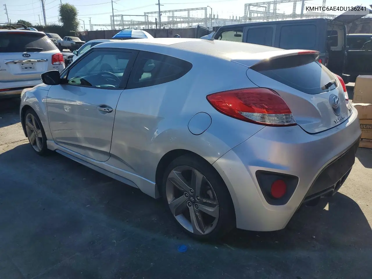 2013 HYUNDAI VELOSTER VIN KMHTC6AE4DU136241 — фото 2