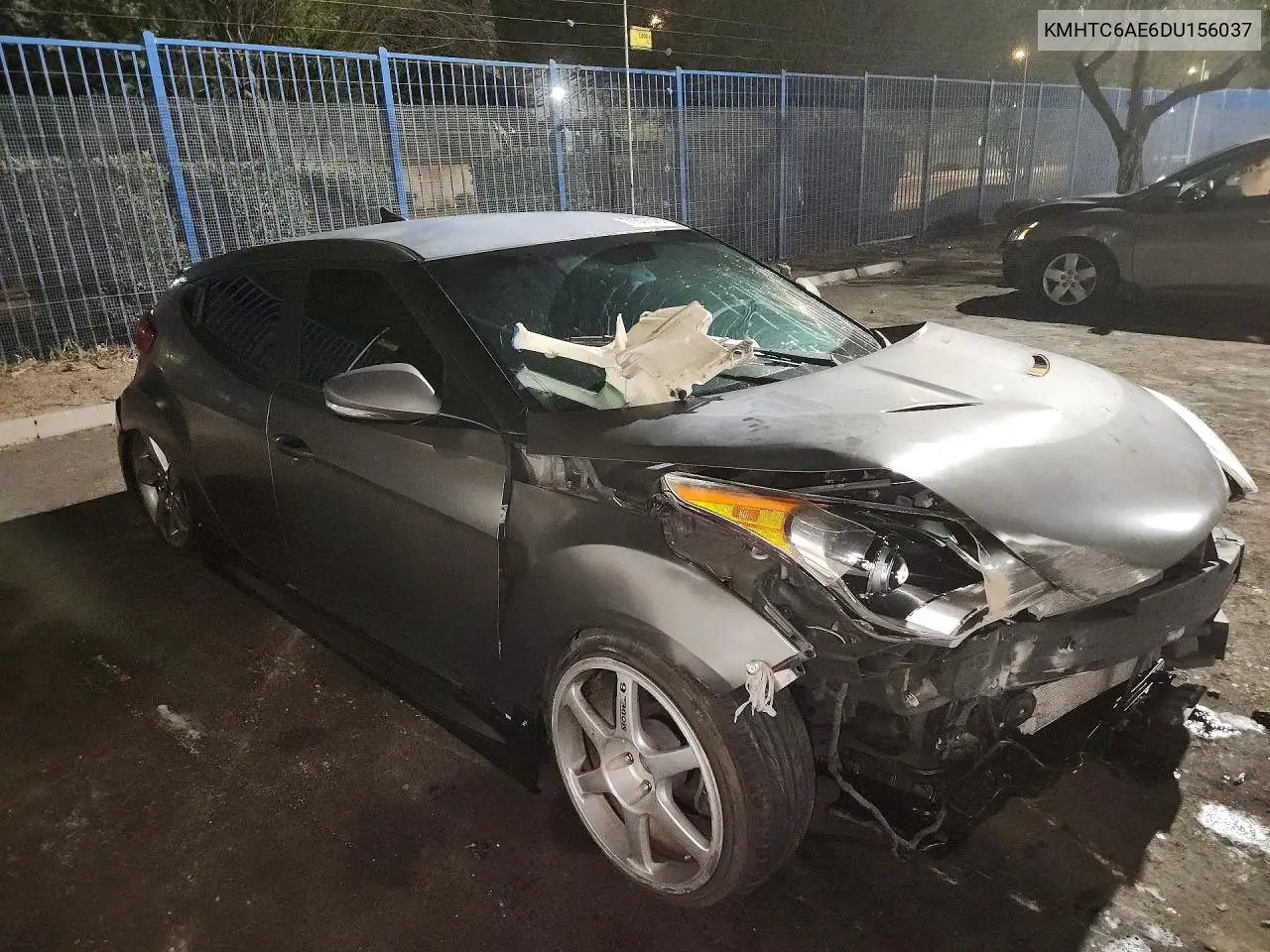2013 HYUNDAI VELOSTER VIN KMHTC6AE6DU156037 — фото 4