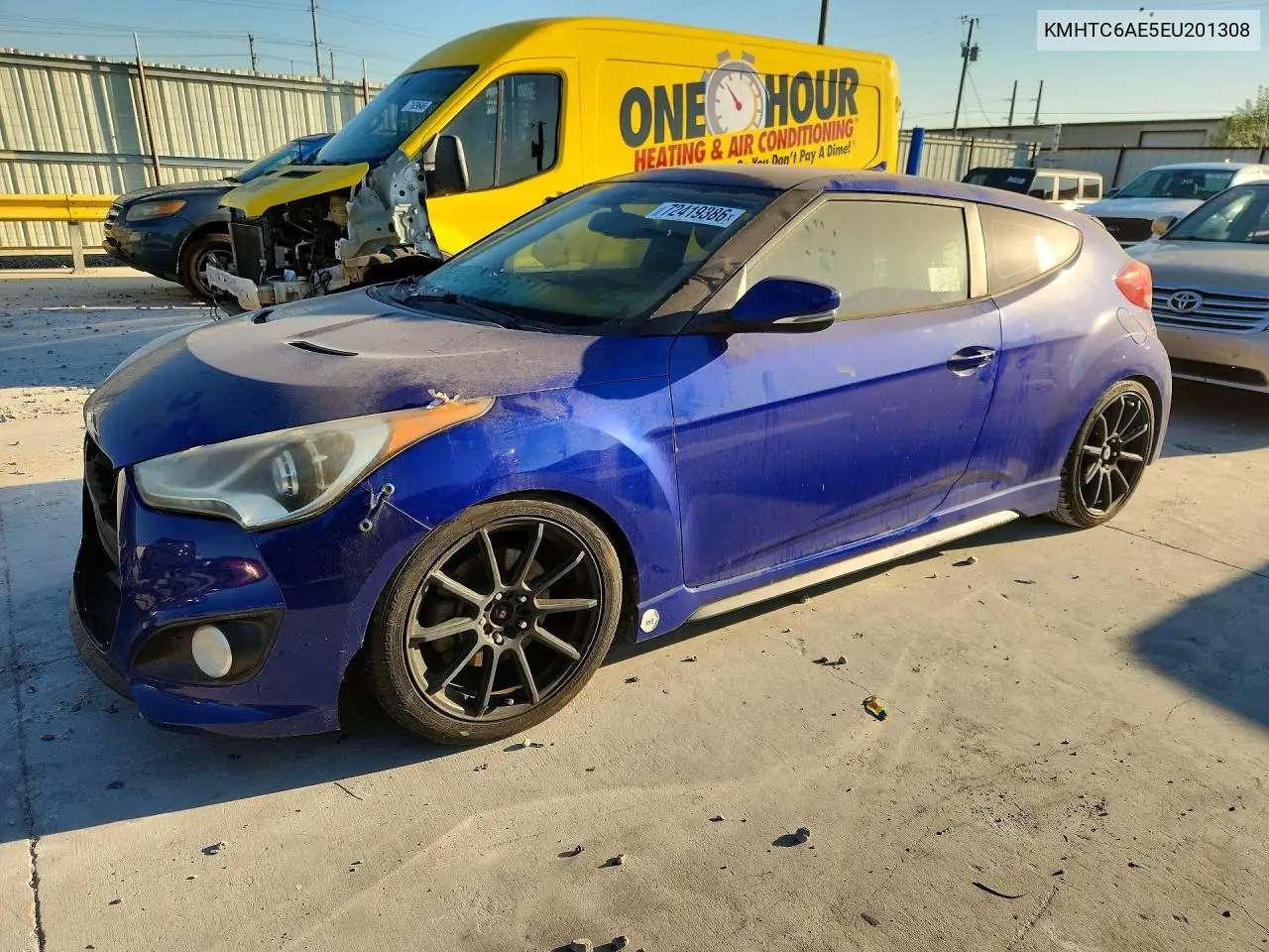 HYUNDAI VELOSTER 2014, VIN KMHTC6AE5EU201308