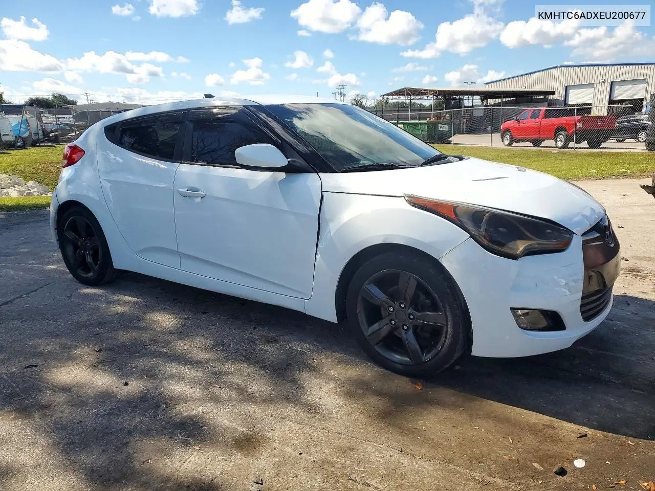 2014 HYUNDAI VELOSTER VIN KMHTC6ADXEU200677 — фото 4