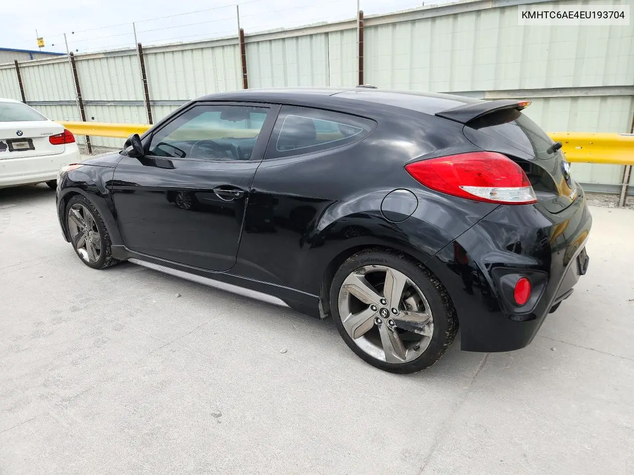 2014 HYUNDAI VELOSTER VIN KMHTC6AE4EU193704 — фото 2