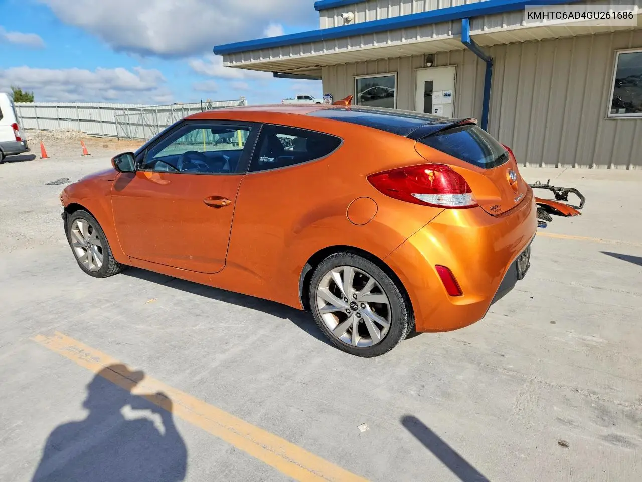 2016 HYUNDAI VELOSTER VIN KMHTC6AD4GU261686 — фото 2