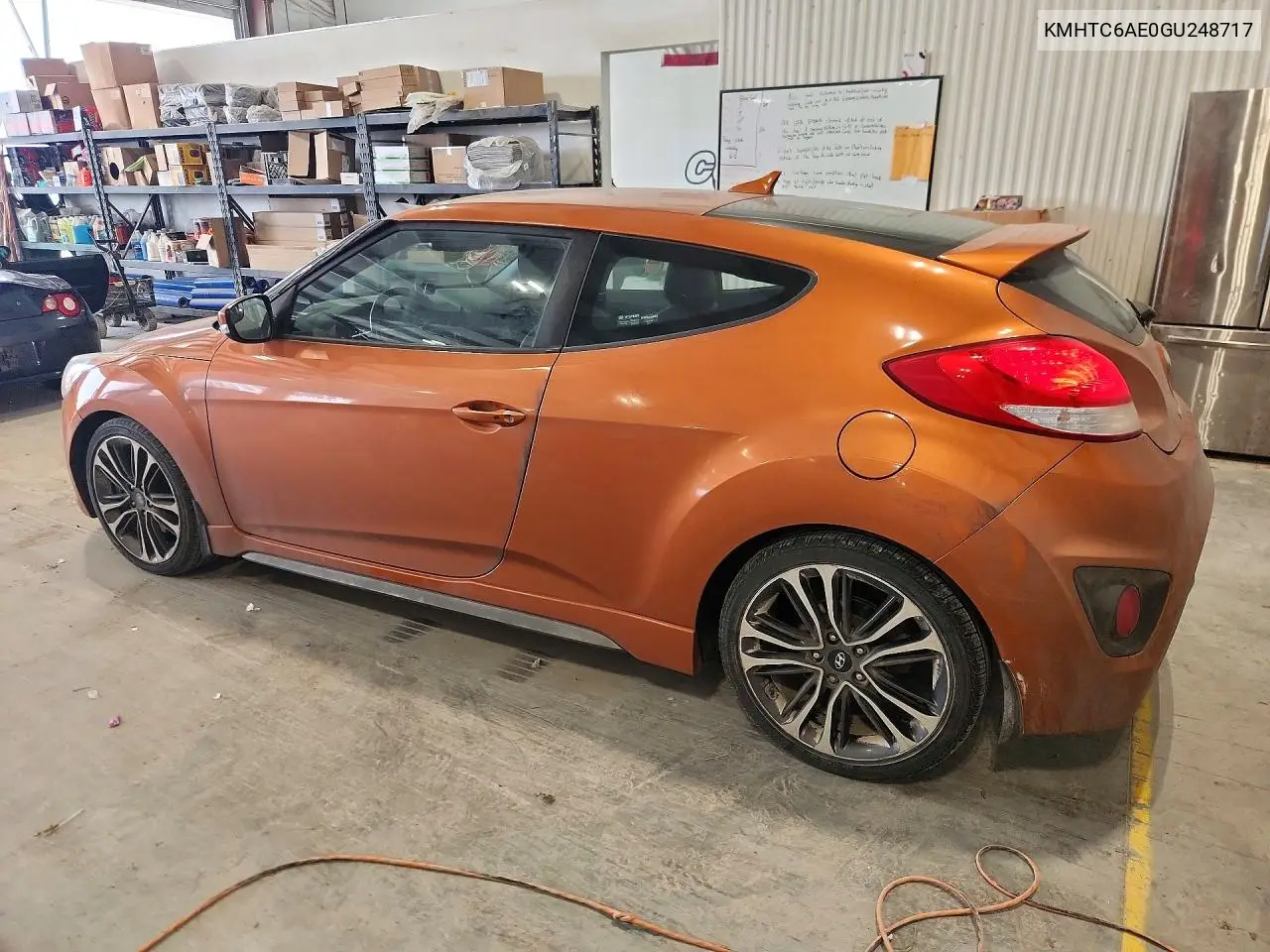 2016 HYUNDAI VELOSTER VIN KMHTC6AE0GU248717 — фото 2