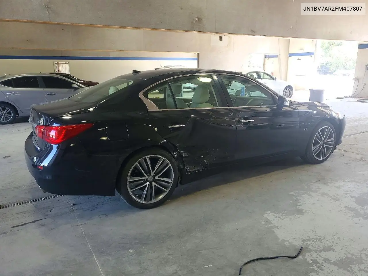 2015 INFINITI Q50 VIN JN1BV7AR2FM407807 — фото 4