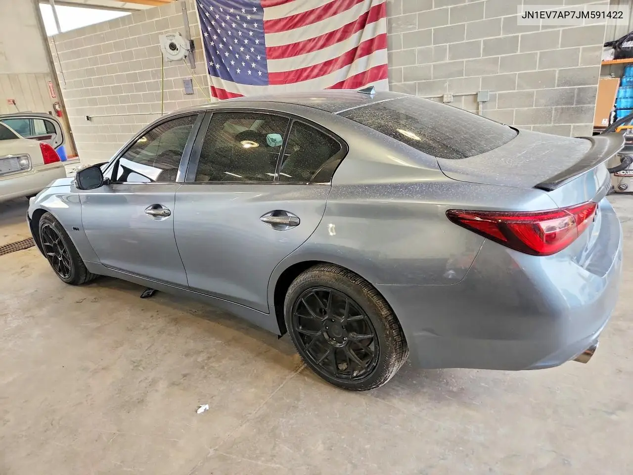 2018 INFINITI Q50 VIN JN1EV7AP7JM591422 — фото 2