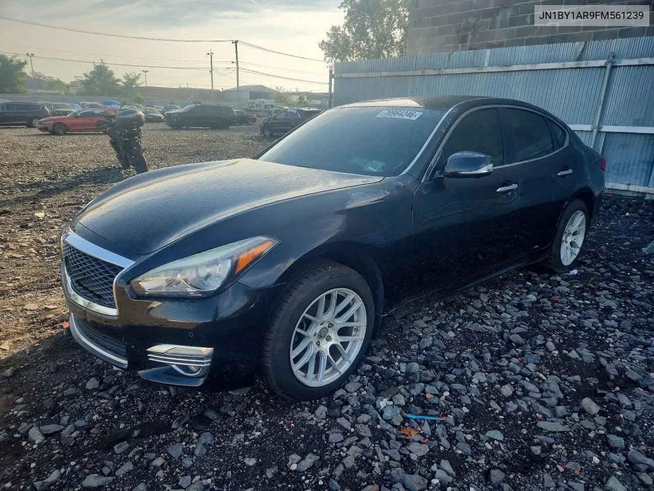 INFINITI Q70 2015, VIN JN1BY1AR9FM561239