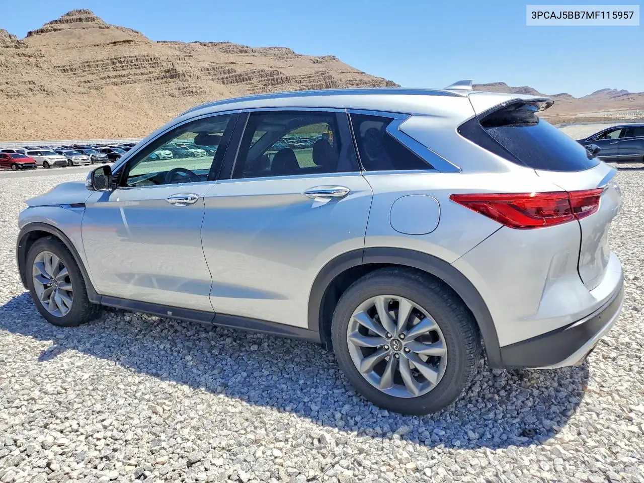 2021 INFINITI QX50 VIN 3PCAJ5BB7MF115957 — фото 2