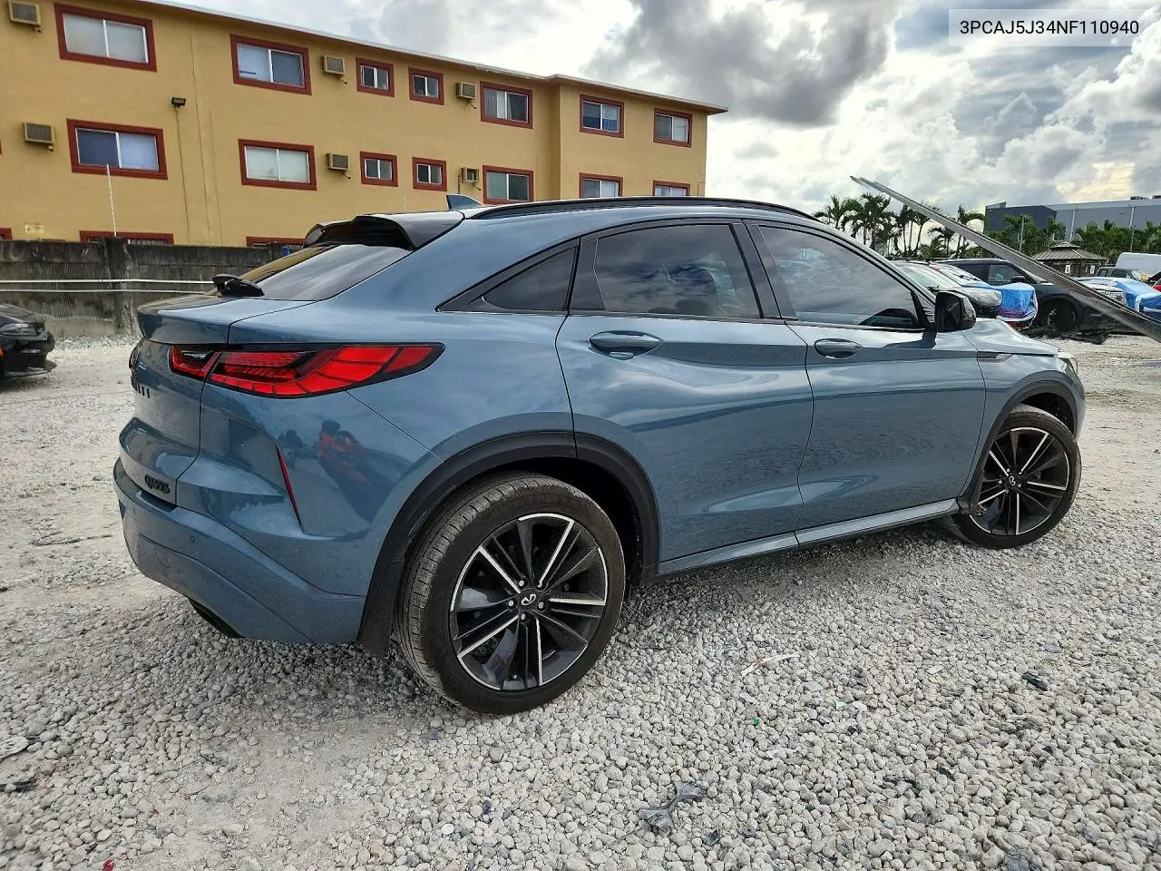 2022 INFINITI QX55 VIN 3PCAJ5J34NF110940 — фото 3