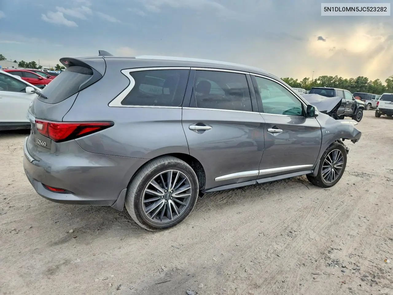 2018 INFINITI QX60 VIN 5N1DL0MN5JC523282 — фото 3
