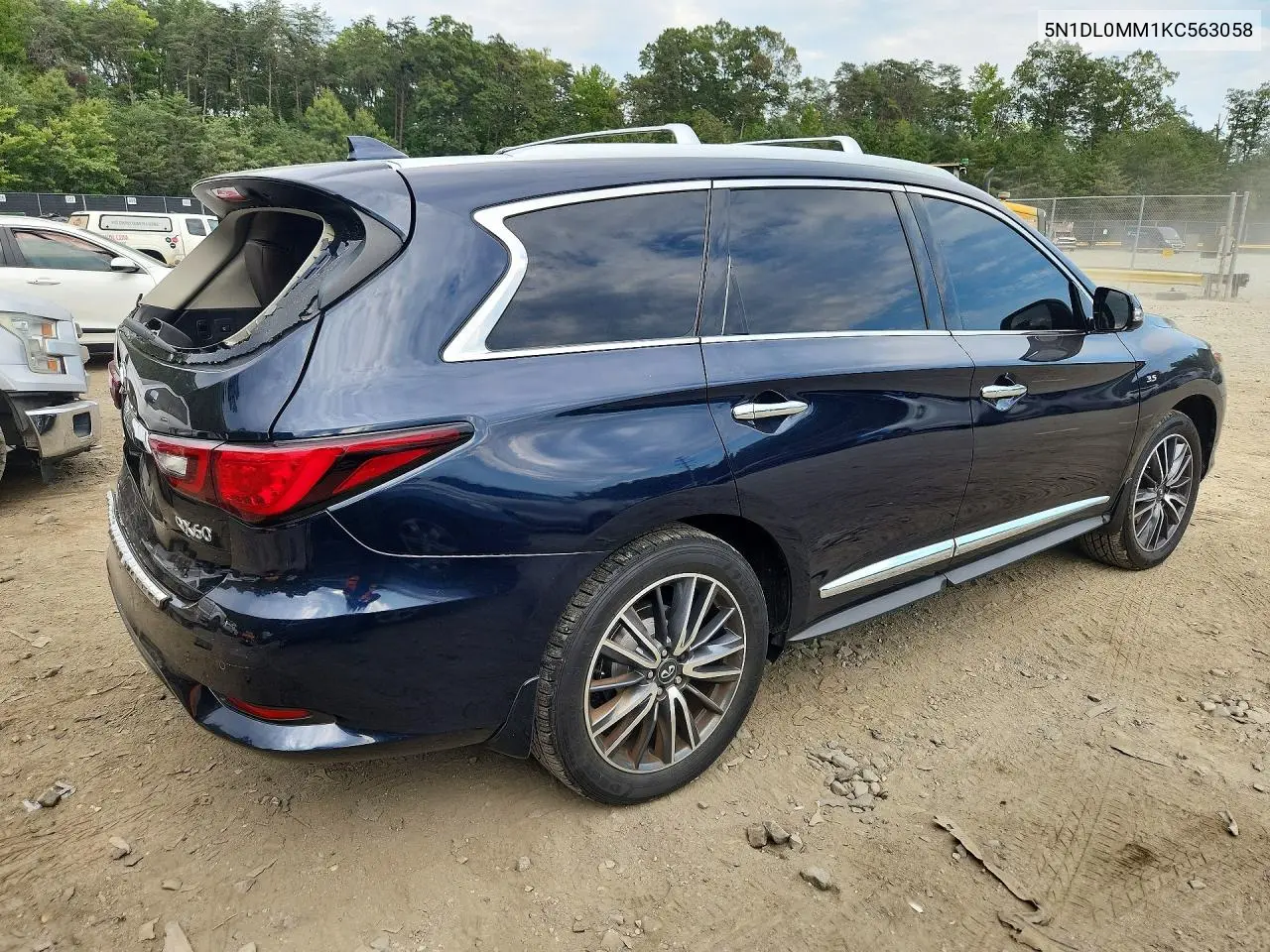 2019 INFINITI QX60 VIN 5N1DL0MM1KC563058 — фото 3