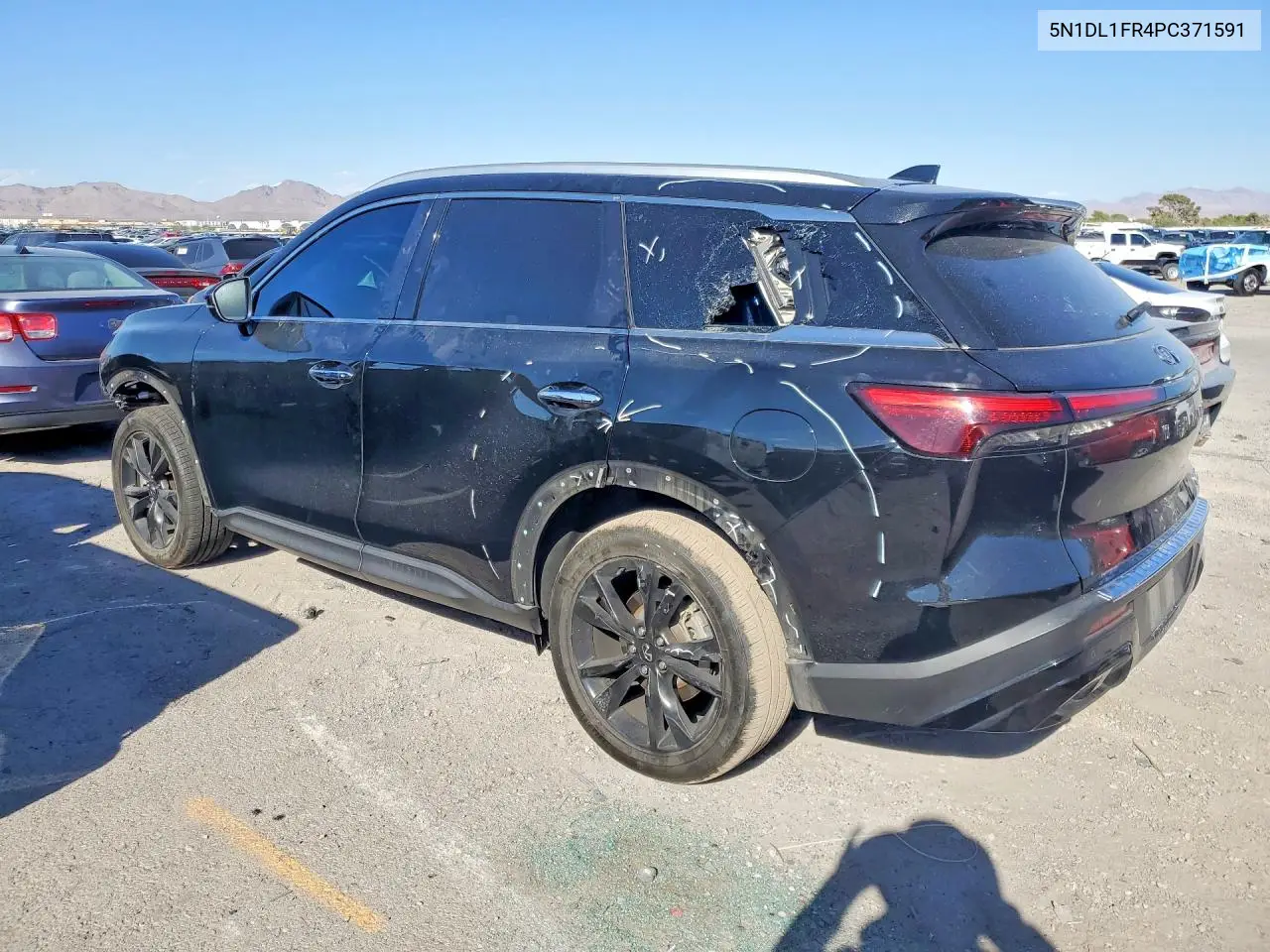 2023 INFINITI QX60 VIN 5N1DL1FR4PC371591 — фото 2