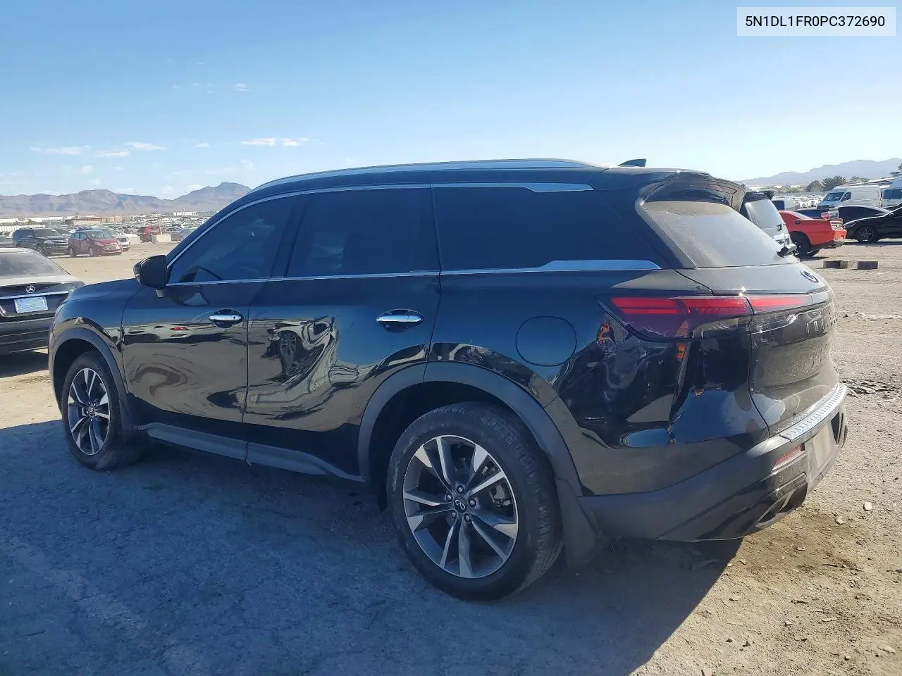 2023 INFINITI QX60 VIN 5N1DL1FR0PC372690 — фото 2