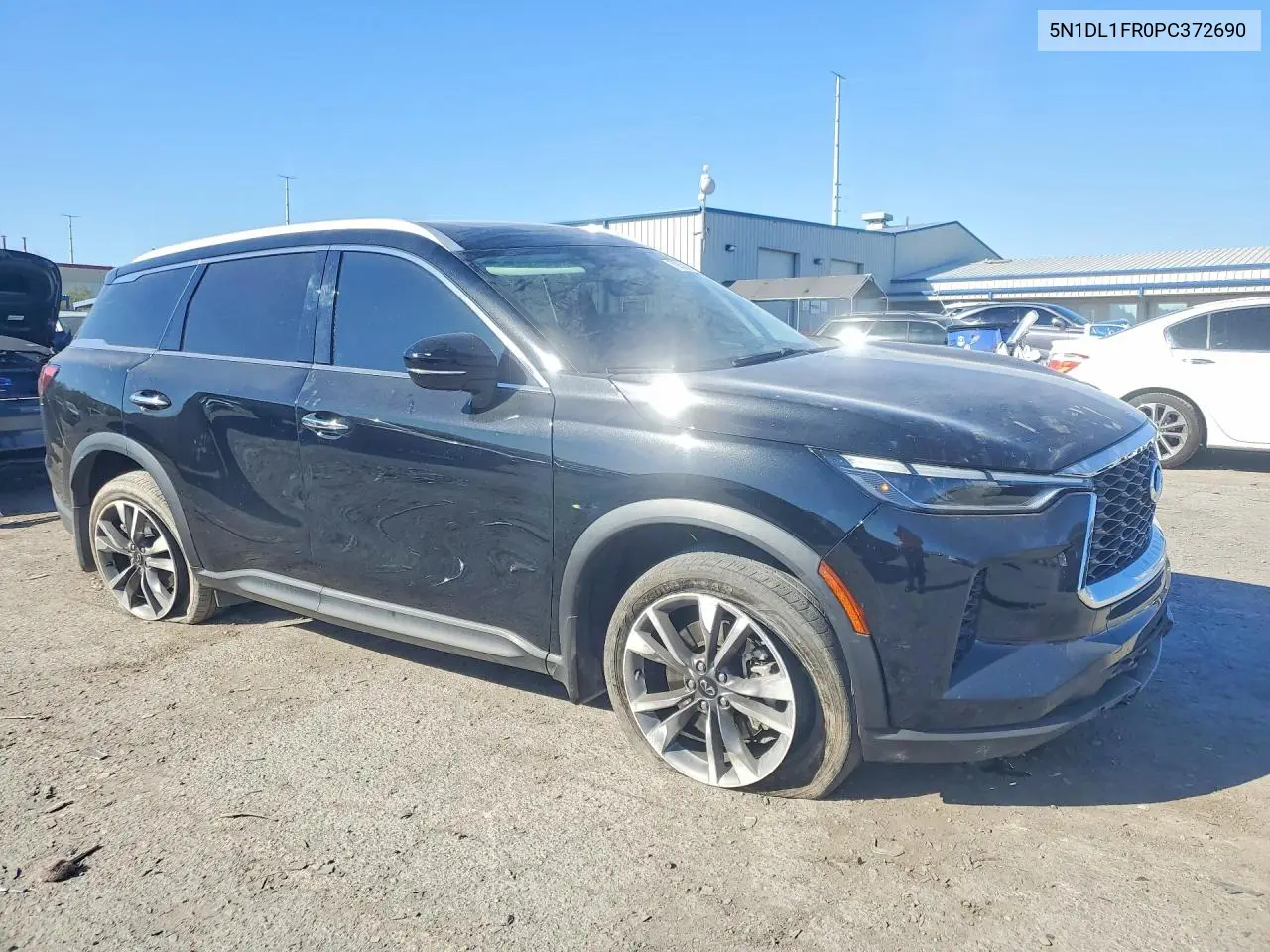 2023 INFINITI QX60 VIN 5N1DL1FR0PC372690 — фото 4