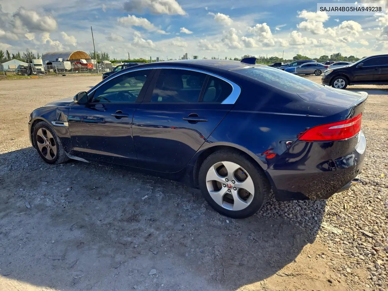 JAGUAR XE 2017, VIN SAJAR4BG5HA949238