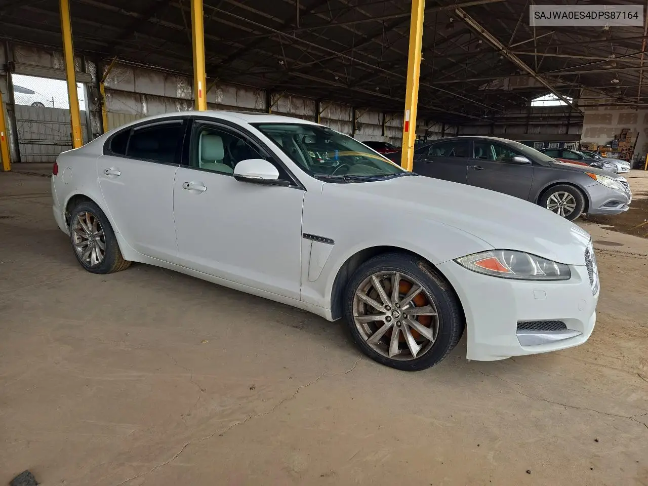 2013 JAGUAR XF VIN SAJWA0ES4DPS87164 — фото 4