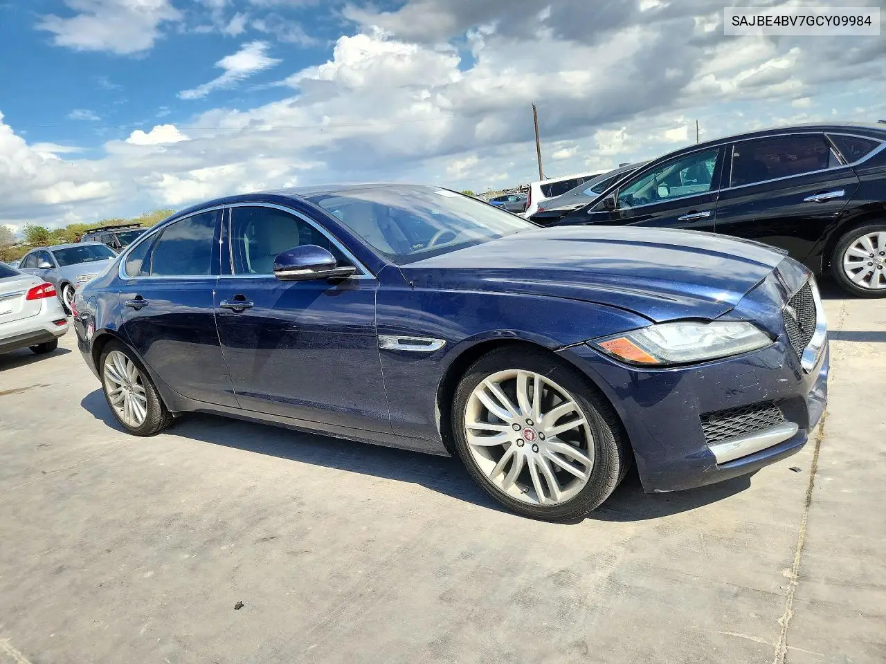 2016 JAGUAR XF VIN SAJBE4BV7GCY09984 — фото 4