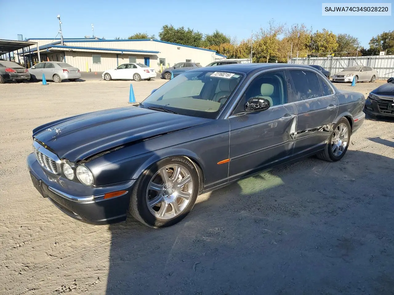 JAGUAR XJ 2004, VIN SAJWA74C34SG28220