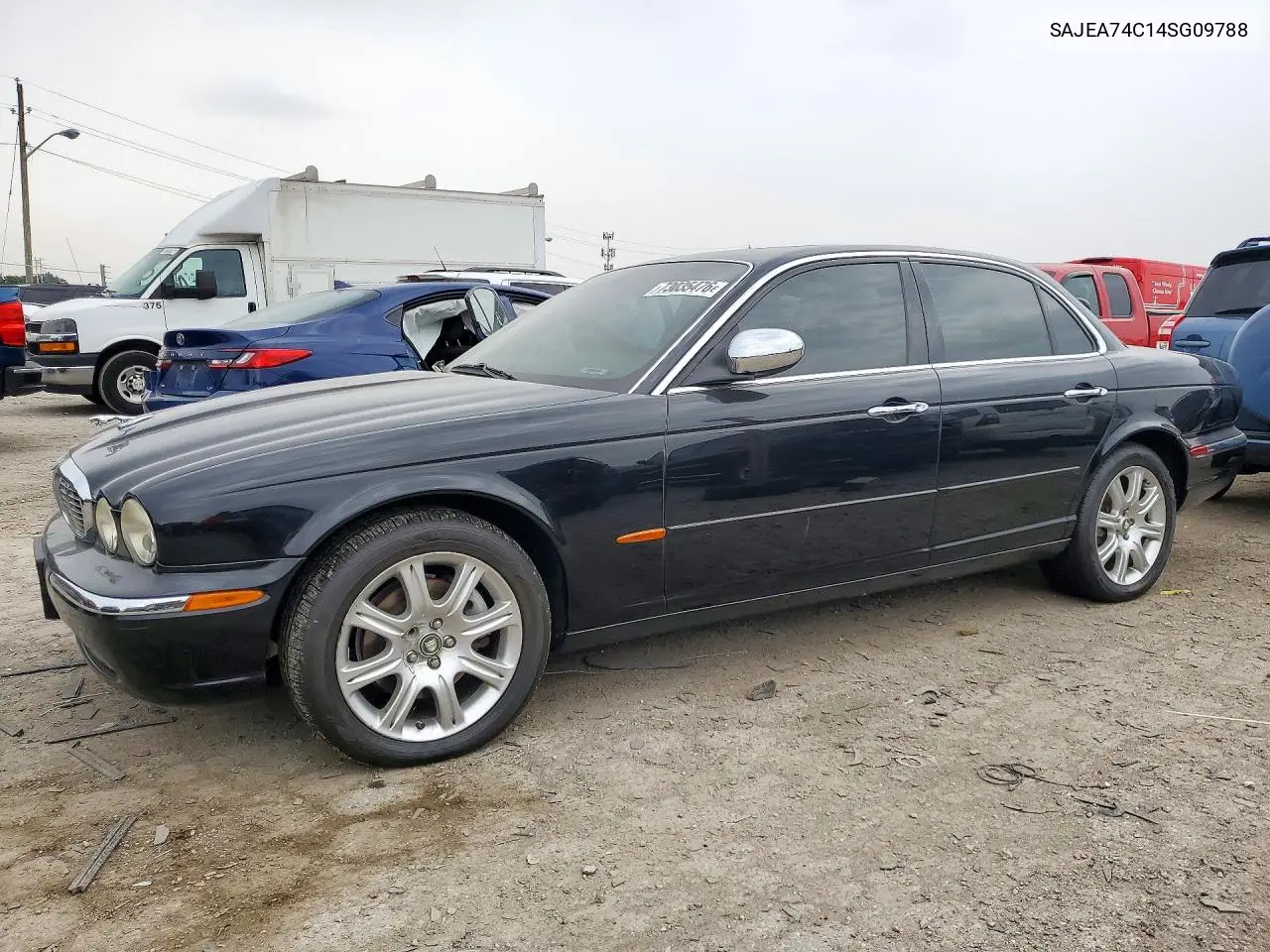 JAGUAR XJ 2004, VIN SAJEA74C14SG09788