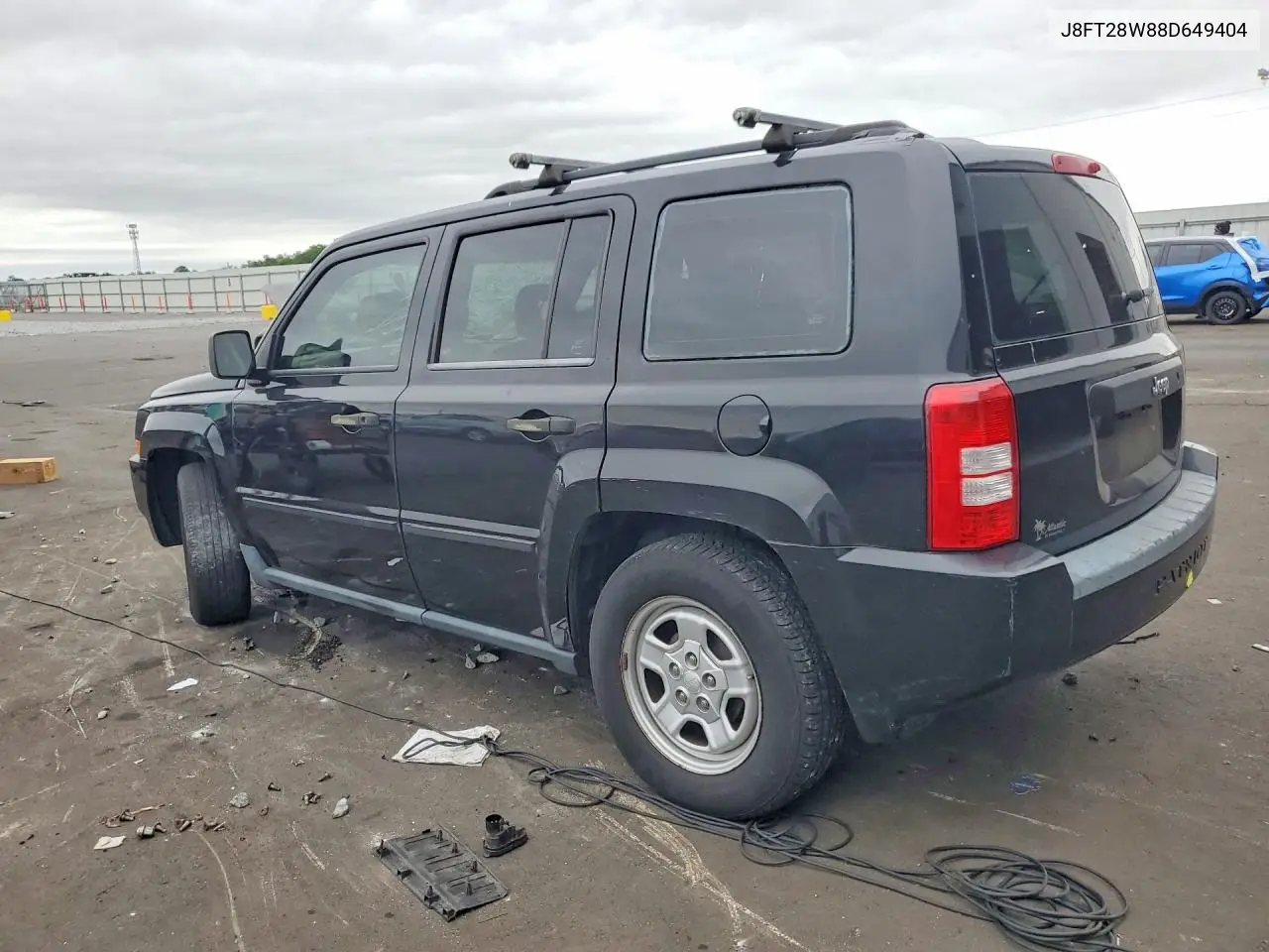 2008 JEEP LIBERTY (PATRIOT) VIN 1J8FT28W88D649404 — фото 2