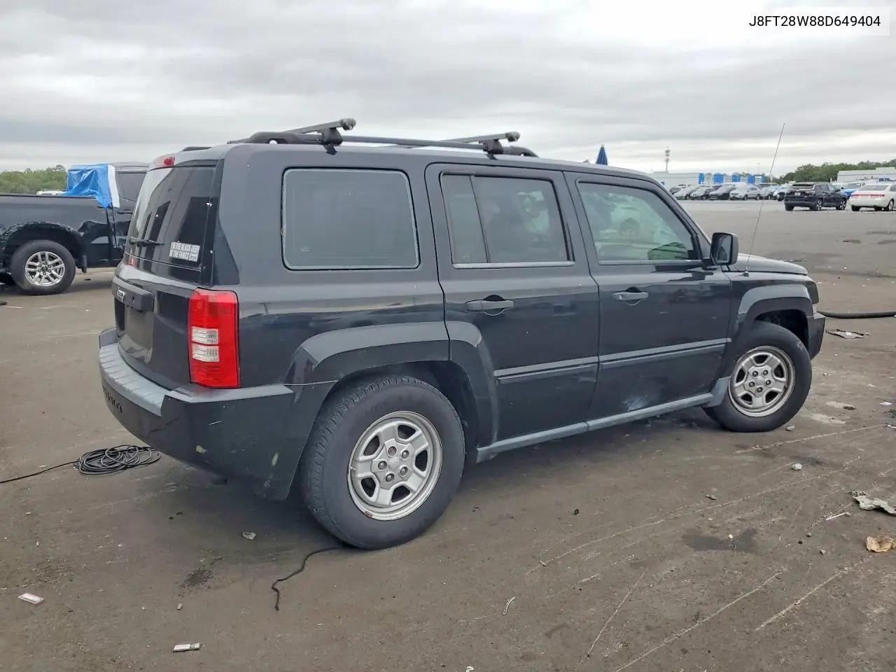 2008 JEEP LIBERTY (PATRIOT) VIN 1J8FT28W88D649404 — фото 3