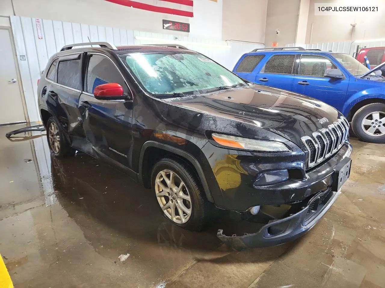2014 JEEP CHEROKEE VIN 1C4PJLCS5EW106121 — фото 4