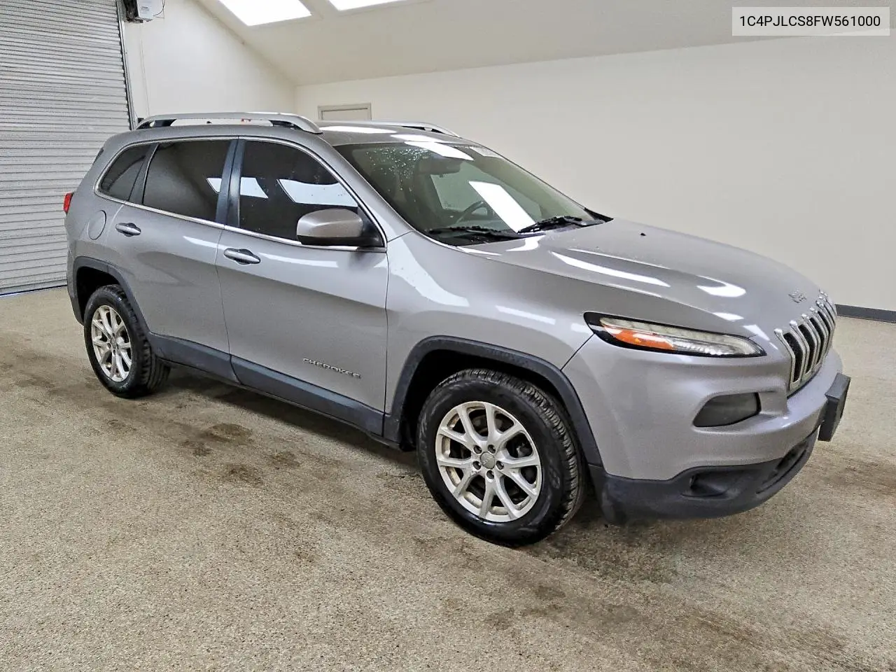 2015 JEEP CHEROKEE VIN 1C4PJLCS8FW561000 — фото 4