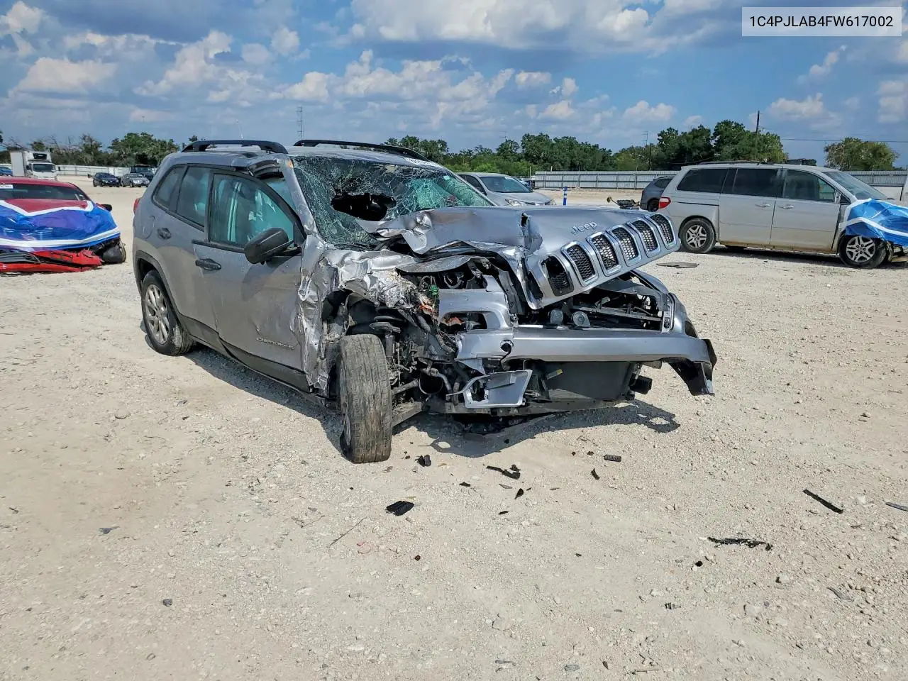 2015 JEEP CHEROKEE VIN 1C4PJLAB4FW617002 — фото 4