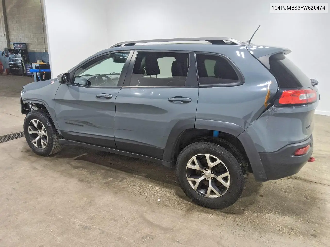 2015 JEEP CHEROKEE VIN 1C4PJMBS3FW520474 — фото 2
