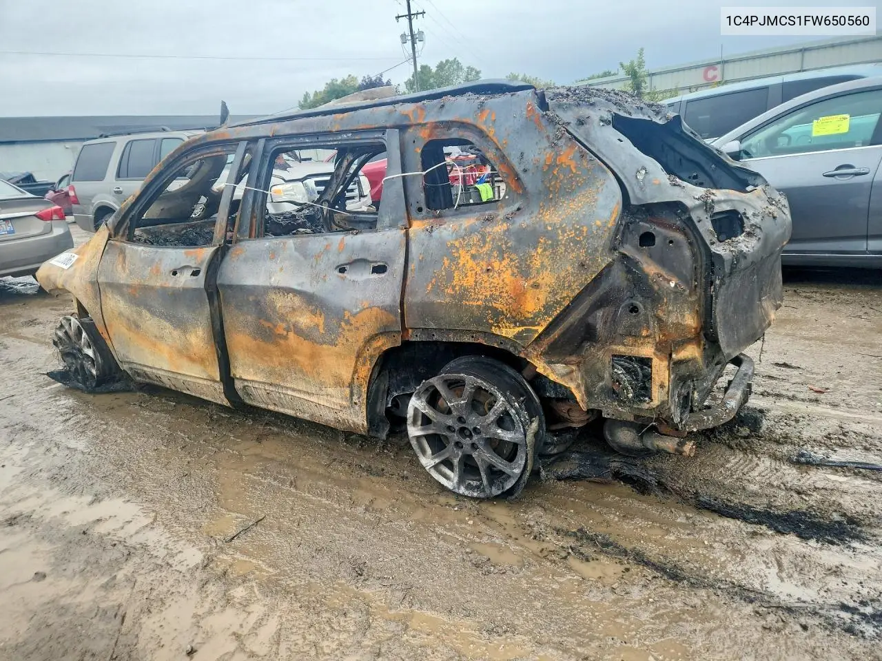 2015 JEEP CHEROKEE VIN 1C4PJMCS1FW650560 — фото 2