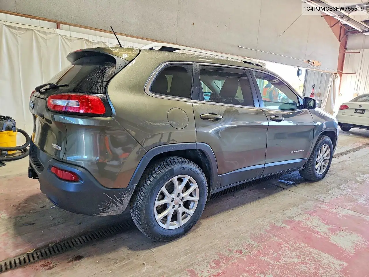 2015 JEEP CHEROKEE VIN 1C4PJMCB3FW755519 — фото 3