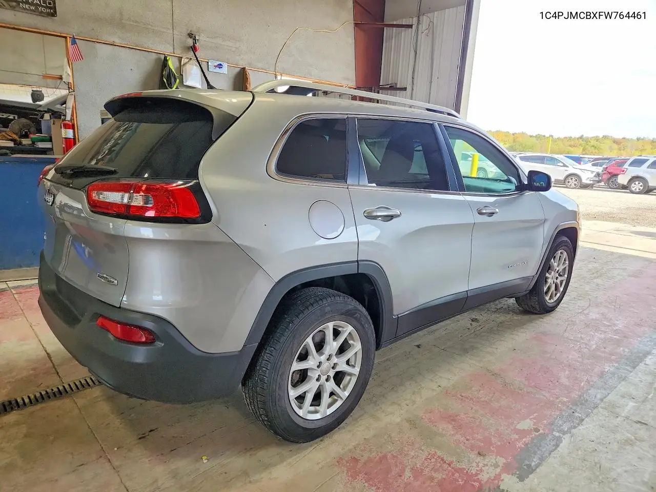 2015 JEEP CHEROKEE VIN 1C4PJMCBXFW764461 — фото 3