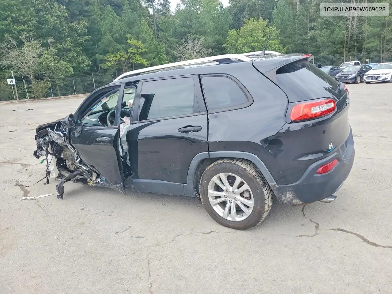 2015 JEEP CHEROKEE VIN 1C4PJLAB9FW669628 — фото 2