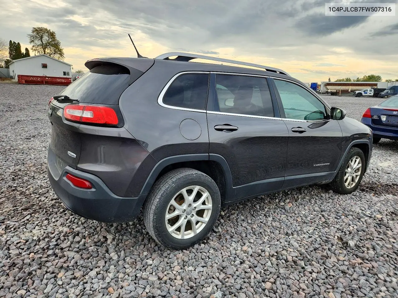 2015 JEEP CHEROKEE VIN 1C4PJLCB7FW507316 — фото 3