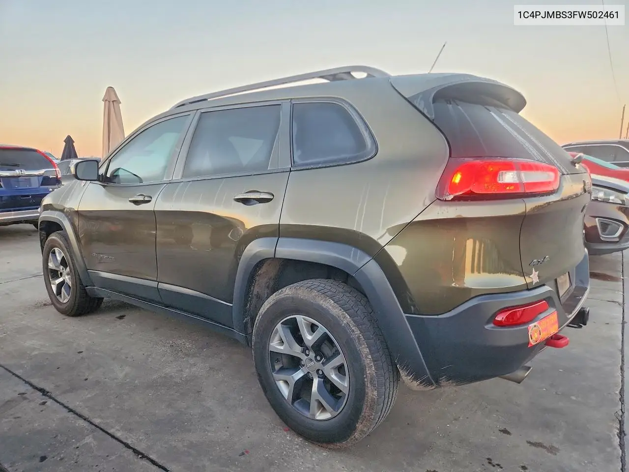2015 JEEP CHEROKEE VIN 1C4PJMBS3FW502461 — фото 2
