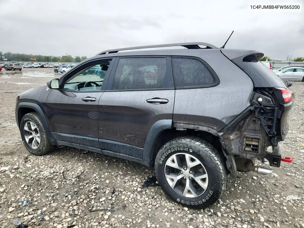 2015 JEEP CHEROKEE VIN 1C4PJMBB4FW565200 — фото 2