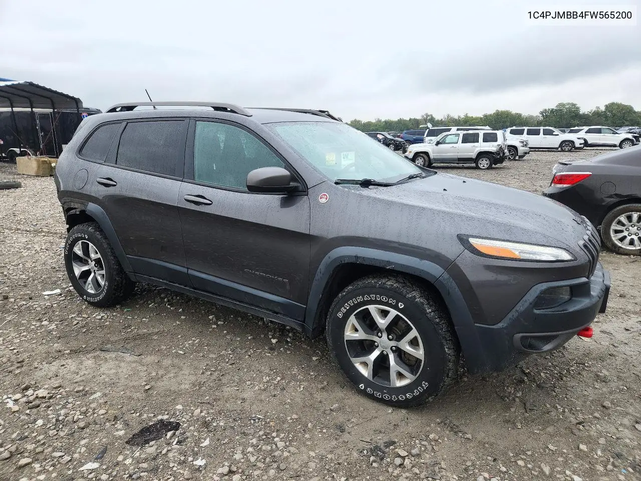 2015 JEEP CHEROKEE VIN 1C4PJMBB4FW565200 — фото 4
