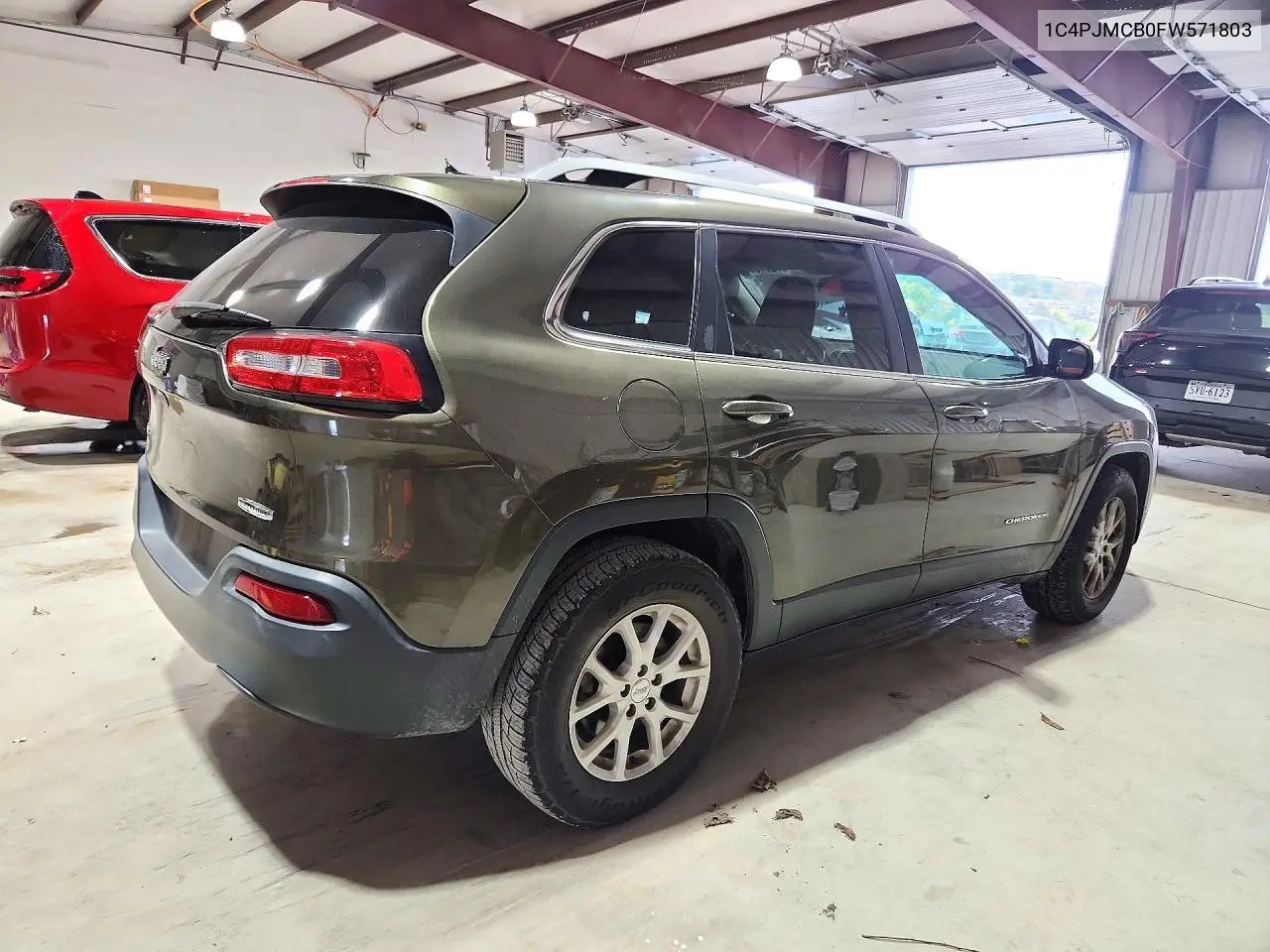 2015 JEEP CHEROKEE VIN 1C4PJMCB0FW571803 — фото 3