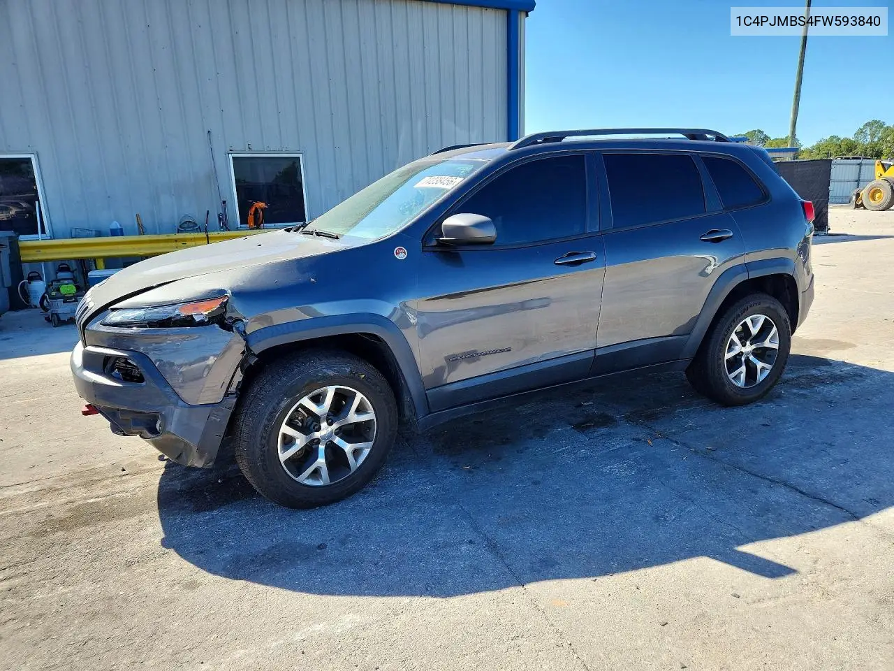 JEEP CHEROKEE 2015, VIN 1C4PJMBS4FW593840