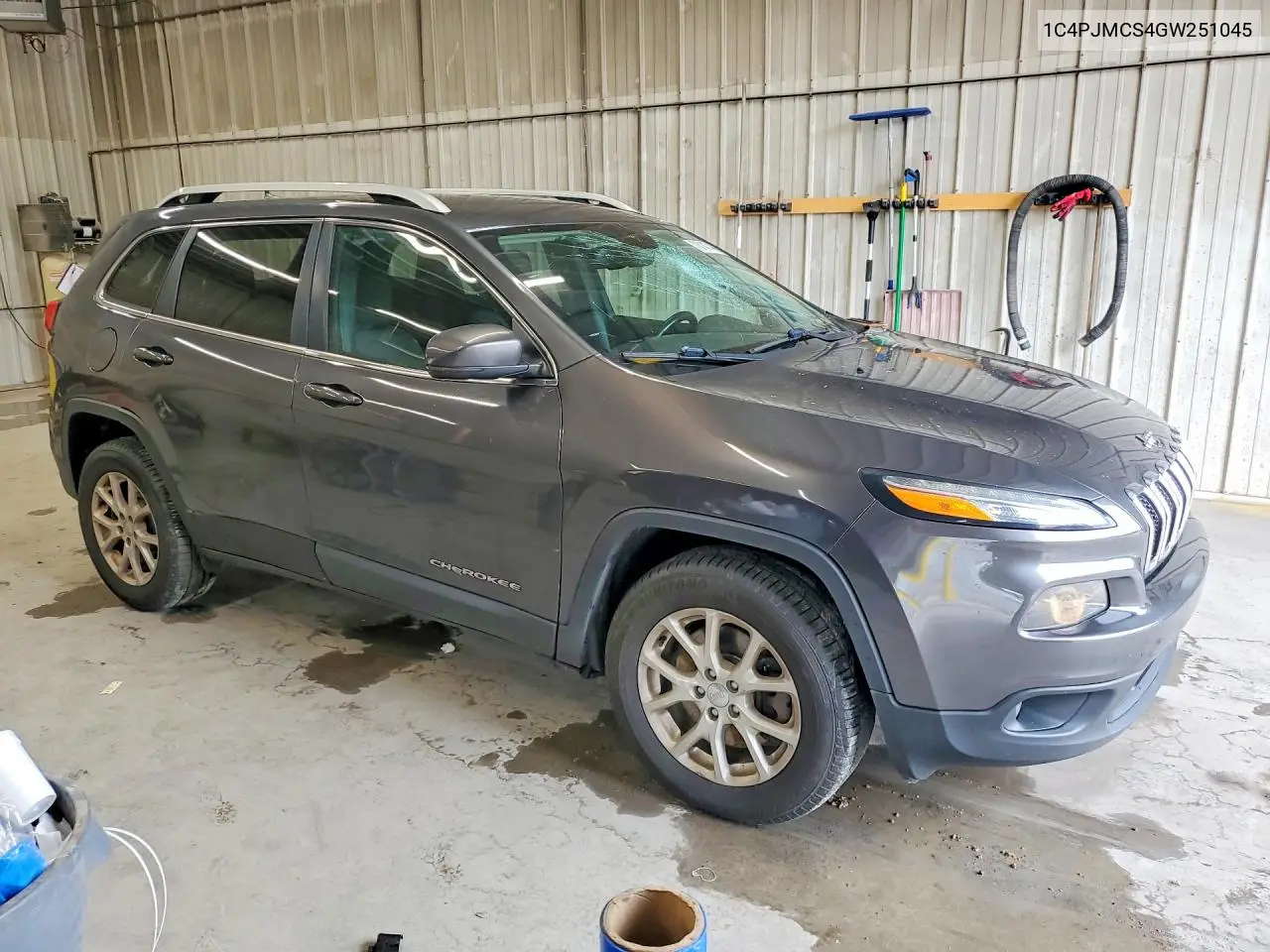 2016 JEEP CHEROKEE VIN 1C4PJMCS4GW251045 — фото 4
