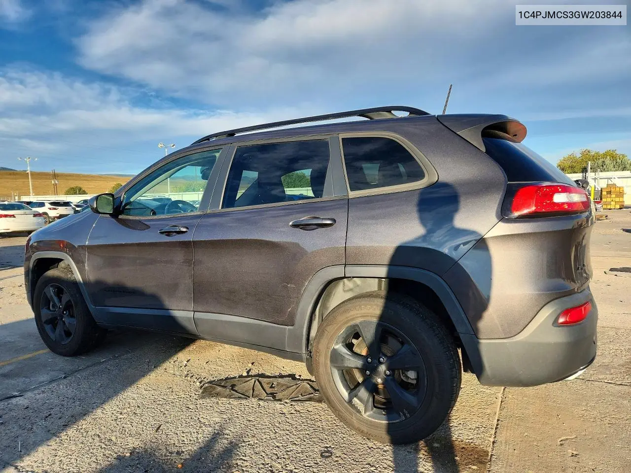 2016 JEEP CHEROKEE VIN 1C4PJMCS3GW203844 — фото 2