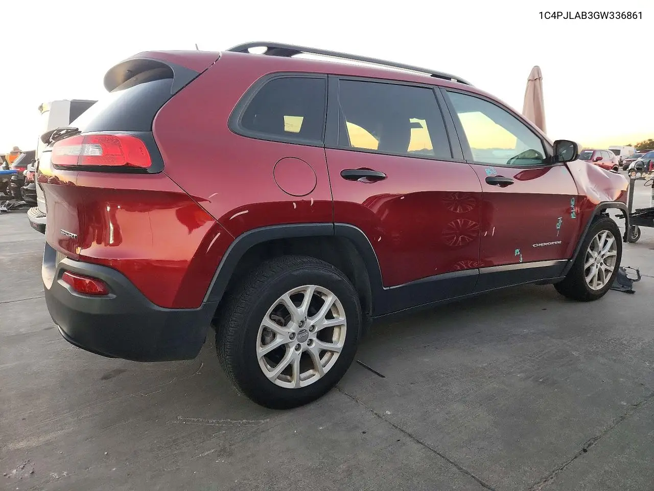 2016 JEEP CHEROKEE VIN 1C4PJLAB3GW336861 — фото 3