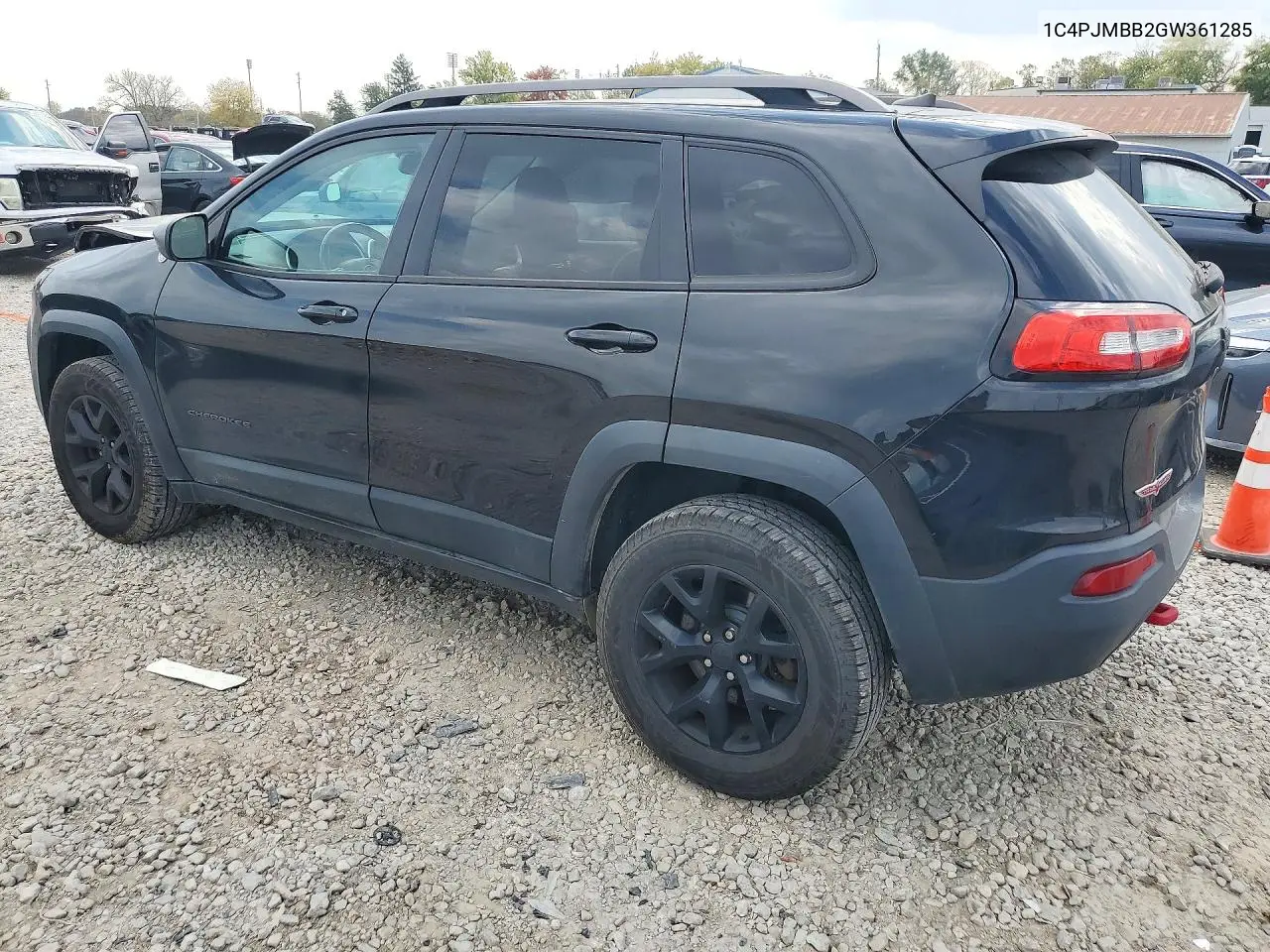 2016 JEEP CHEROKEE VIN 1C4PJMBB2GW361285 — фото 2