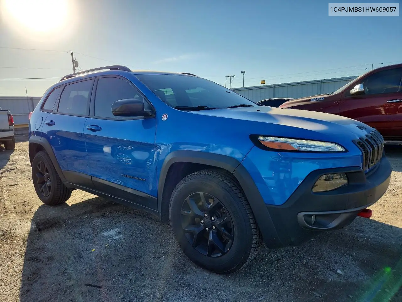 2017 JEEP CHEROKEE VIN 1C4PJMBS1HW609057 — фото 4