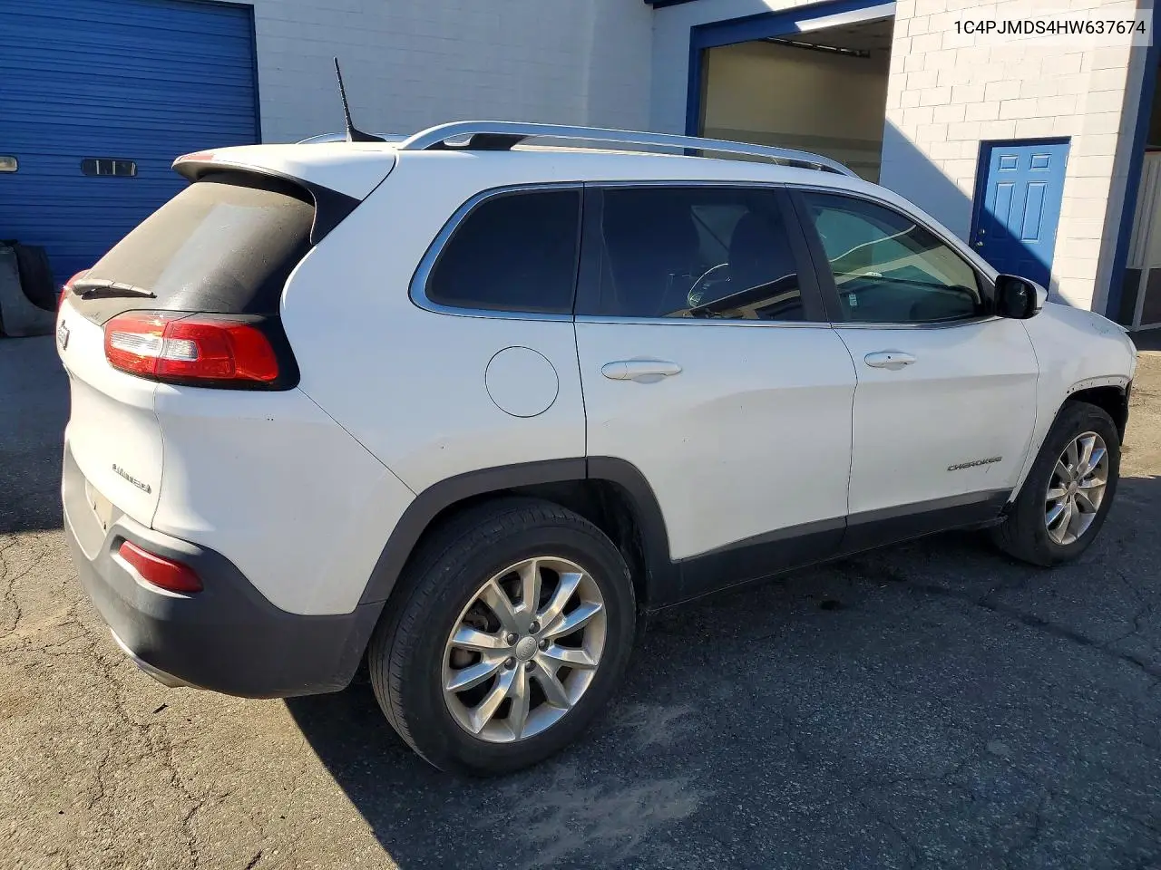 2017 JEEP CHEROKEE VIN 1C4PJMDS4HW637674 — фото 3
