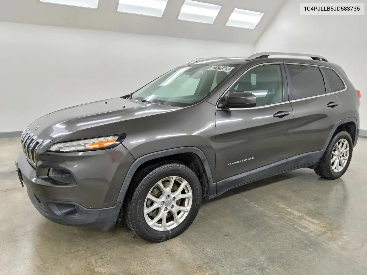 JEEP CHEROKEE 2018, VIN 1C4PJLLB5JD583735