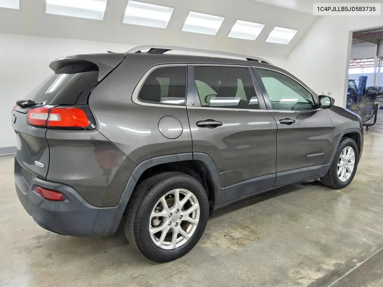 2018 JEEP CHEROKEE VIN 1C4PJLLB5JD583735 — фото 3