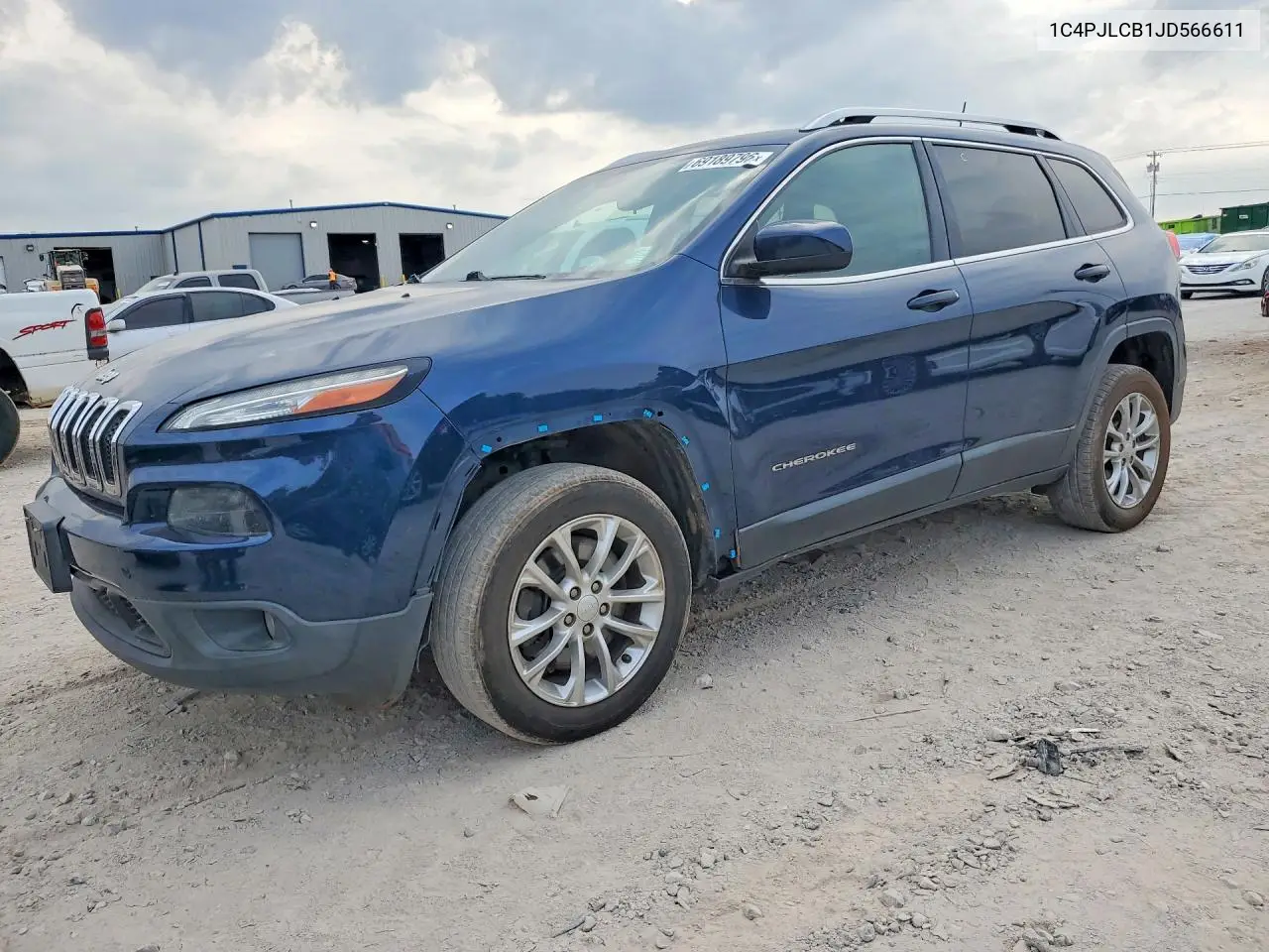 JEEP CHEROKEE 2018, VIN 1C4PJLCB1JD566611